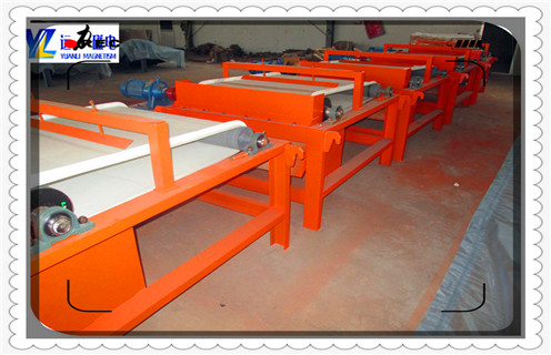 小型磁選機(jī)，正規(guī)小型磁選機(jī)供應(yīng)廠家具有什么特點(diǎn)_正規(guī)小型磁選機(jī)供應(yīng)廠家具有什么特點(diǎn)磁場一般為多少_磁塊如何排列